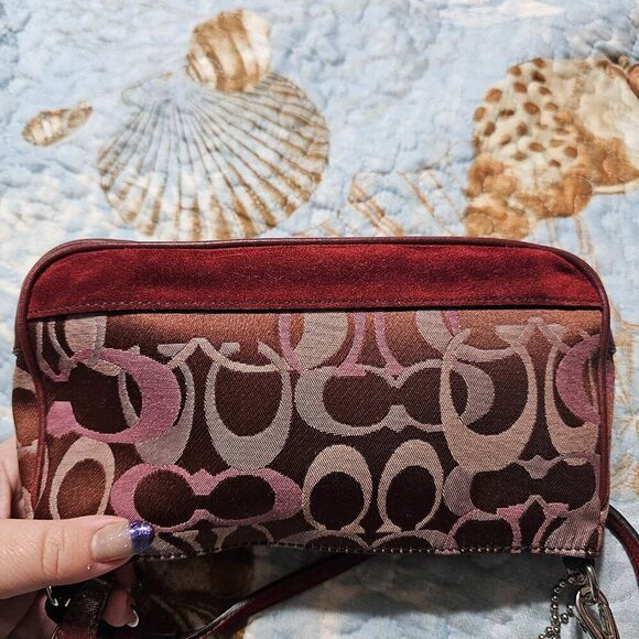 2004 Vintage y2k Coach Demi Shoulder Bag in Deep Wine Optic Signature Monogram P - Picture 4 of 7